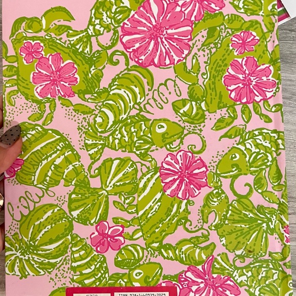 Lilly Pulitzer Photo Album - Picture 9 of 9